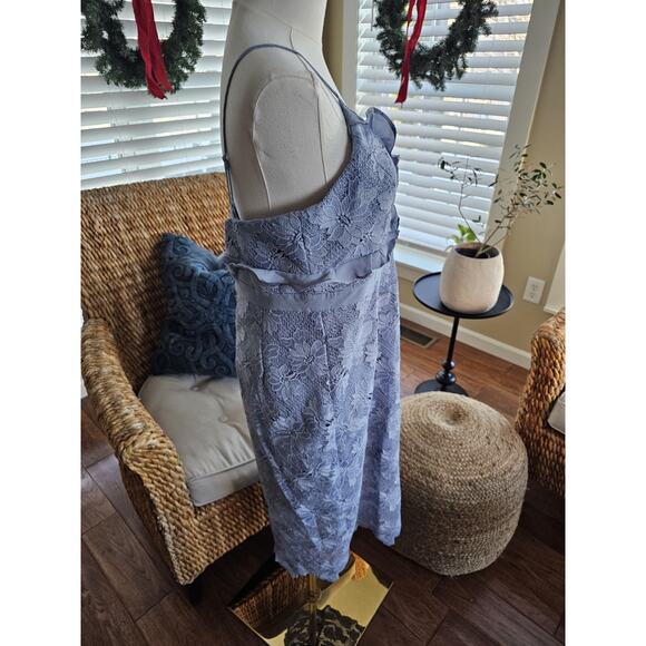 Bardot Vienna Lace Overlay Dress Dusty Blue Size 10 EUC - Picture 3 of 12